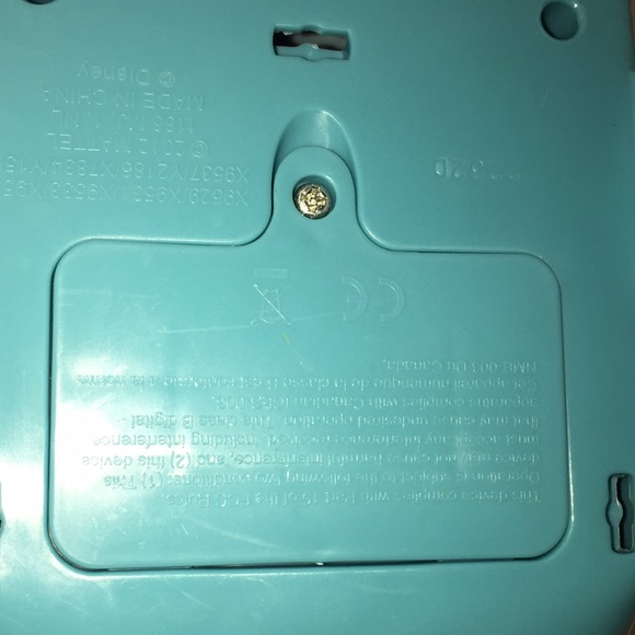 Fisher Price Little People Little Mermaid Ariel's Musical Carriage and 1… - Picture 9 of 10